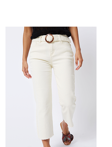 Style these cream cropped denim jeans with a black top for easy style points